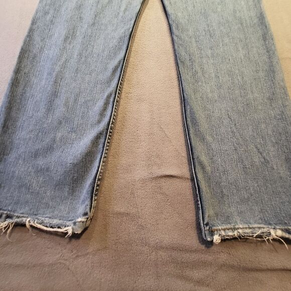Levi's 505 Men's 32x31 Regular Fit Straight Leg Denim Blue Jeans Distressed - Picture 11 of 11
